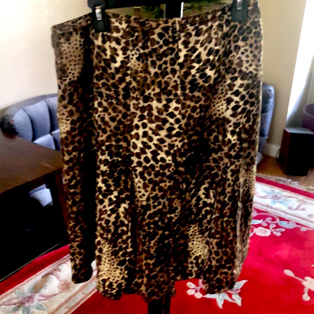 Fun leopard print skirt